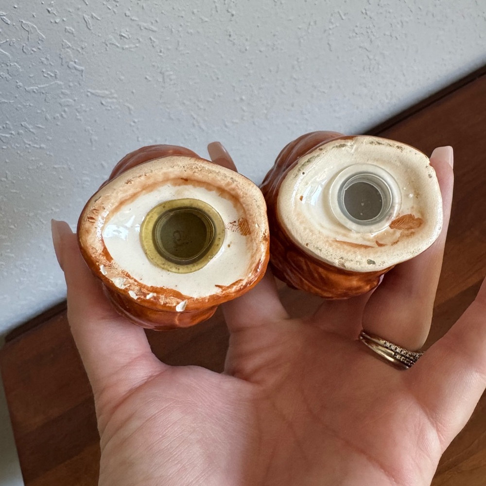 Vintage Mid Century Shakers Ceramic Owl Salt Pepper Shakers Boho Nature - Picture 3 of 3